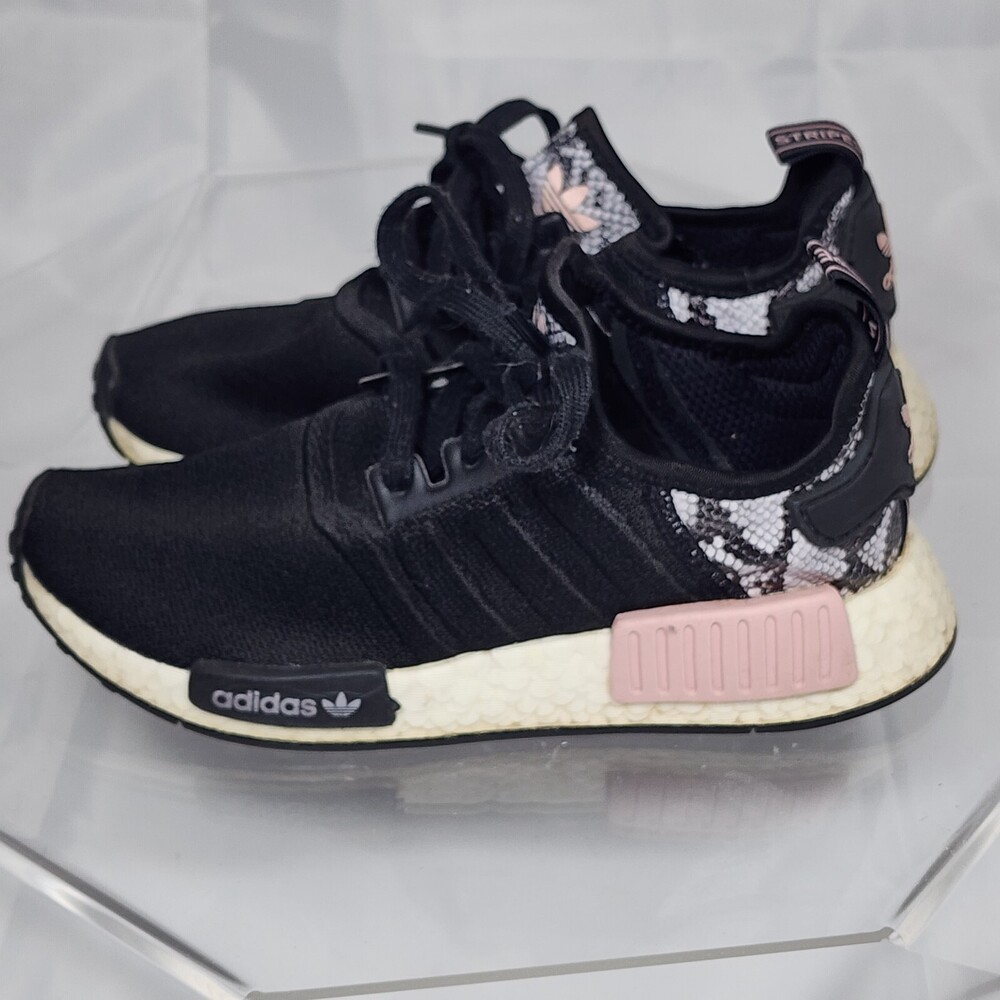 Adidas NMD R1 Reptile Pack Pink Spirit Women 6 Knit Snake Print Sneakers Rare